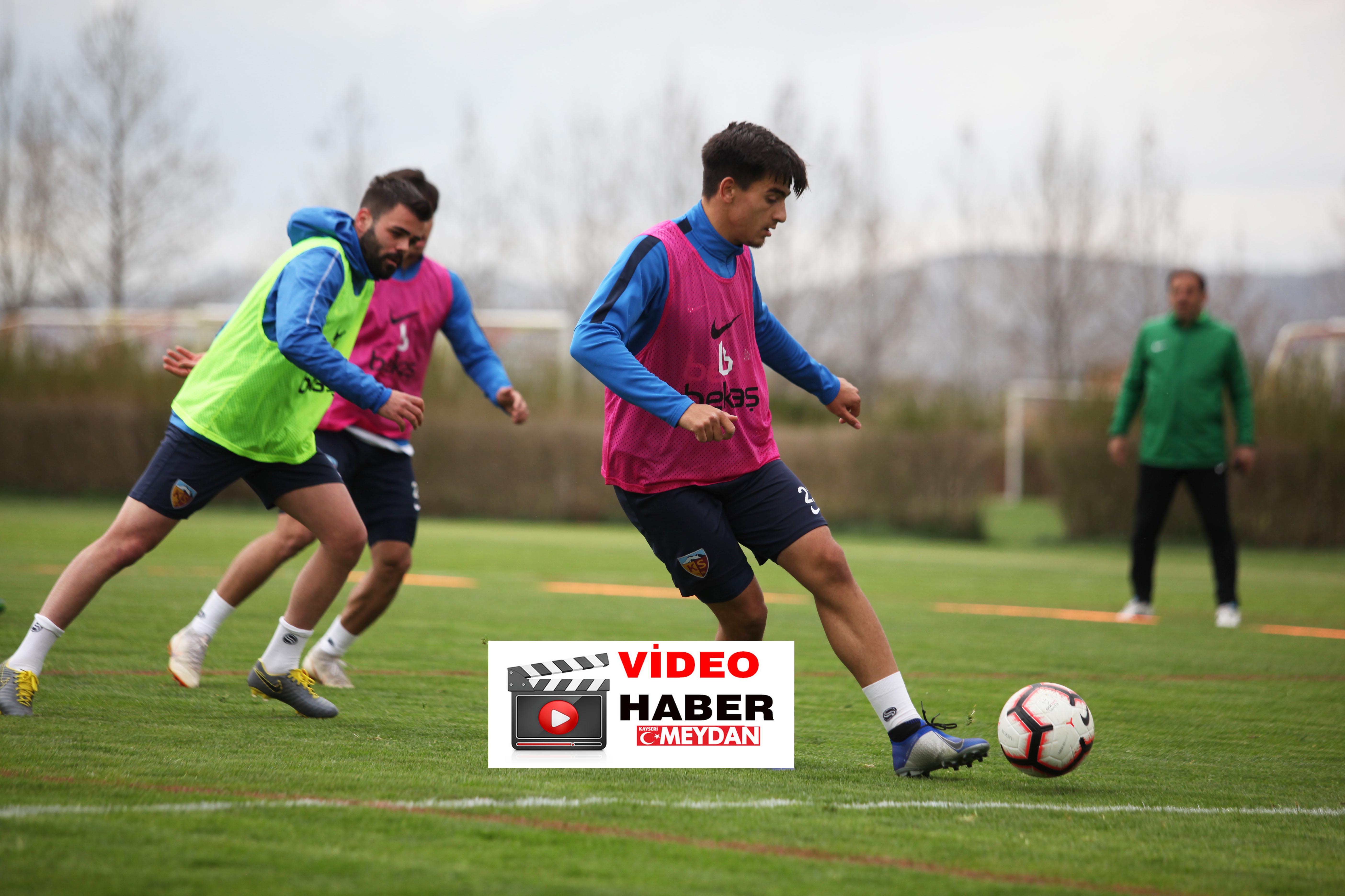 İ.M.KAYSERİSPOR TAKTİK ÇALIŞTI