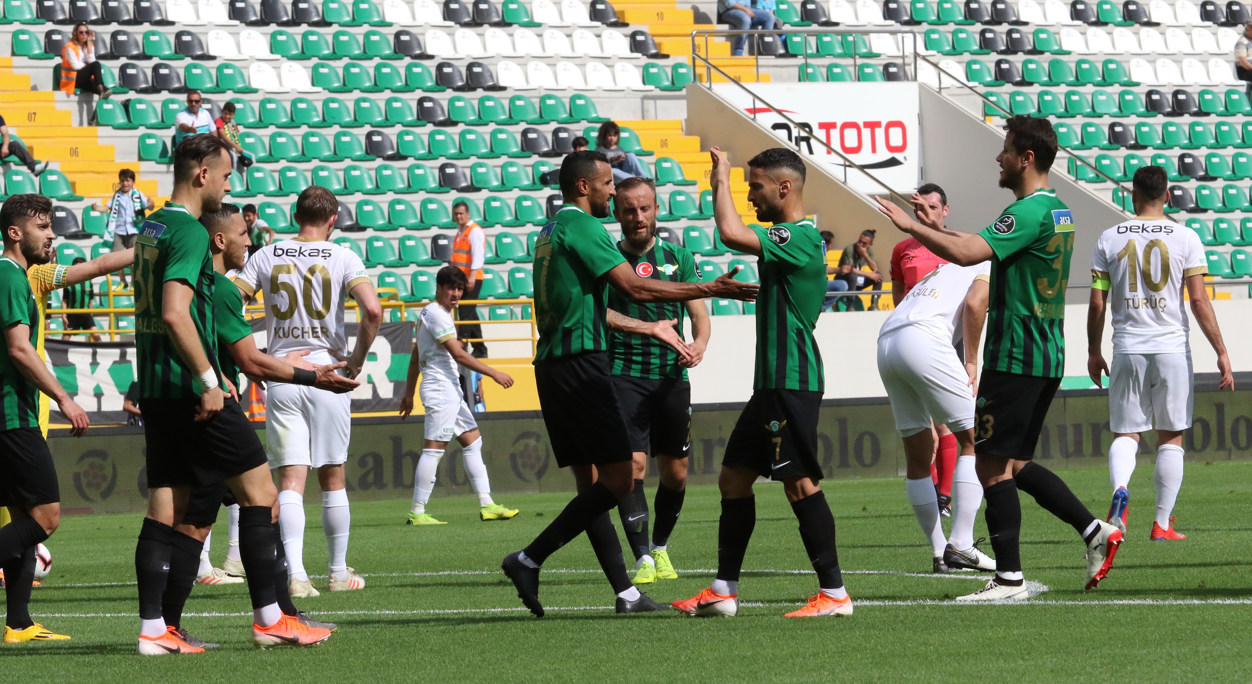 Spor Toto Süper Lig: Akhisarspor: 1 – İstikbal Mobilya Kayserispor: 0 (İlk yarı)