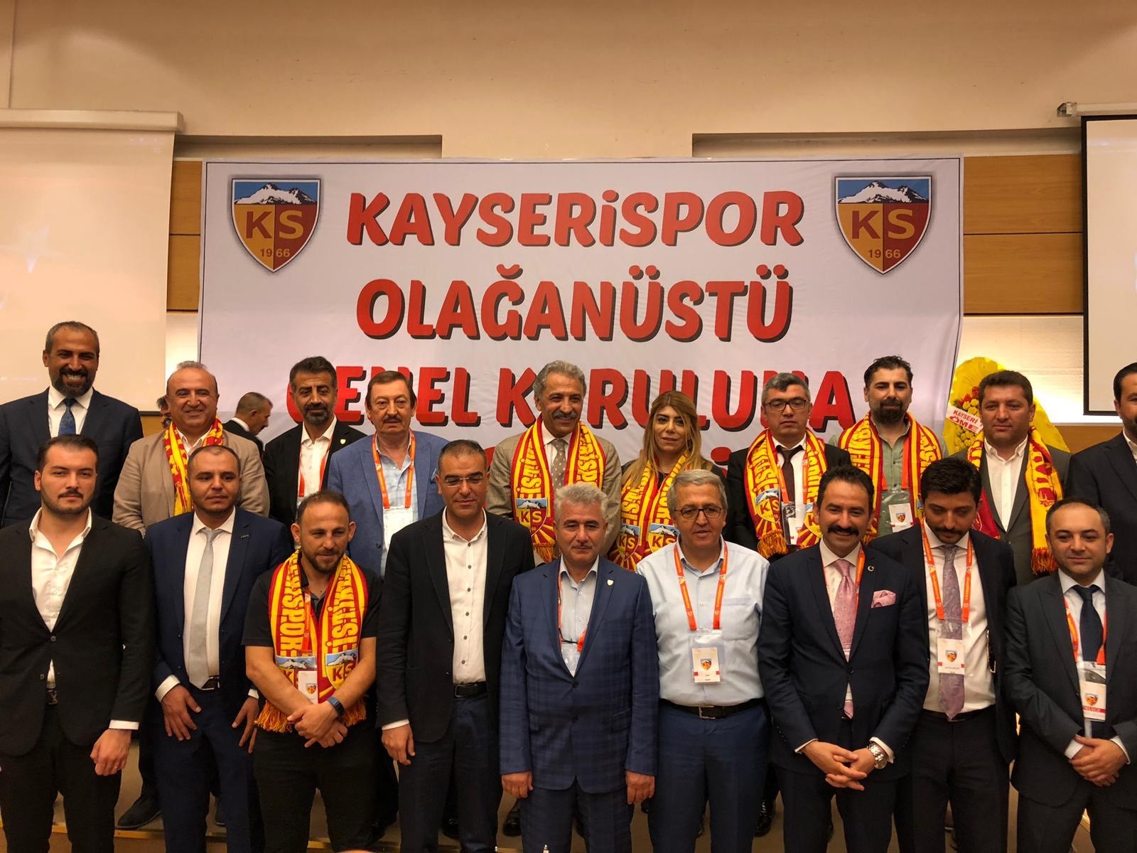 Kayserispor Yönetimi görev dağılımı yaptı