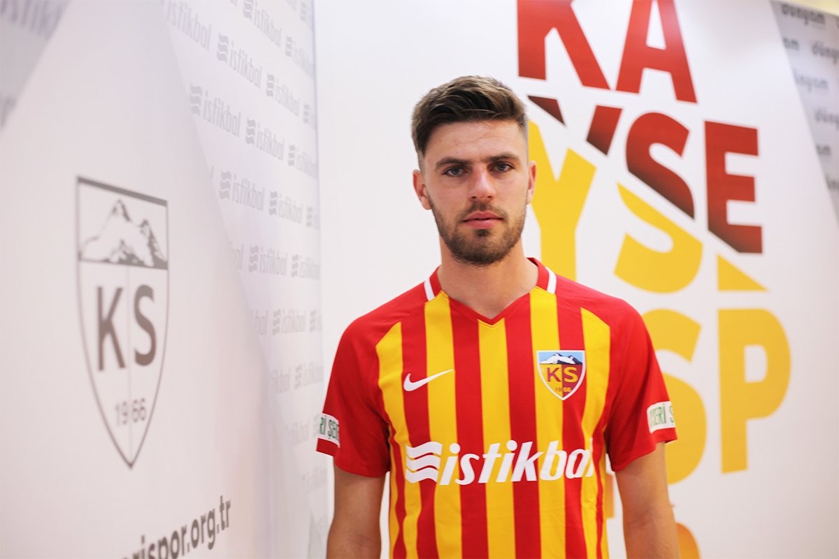 Kayserispor Mert’i transfer etti