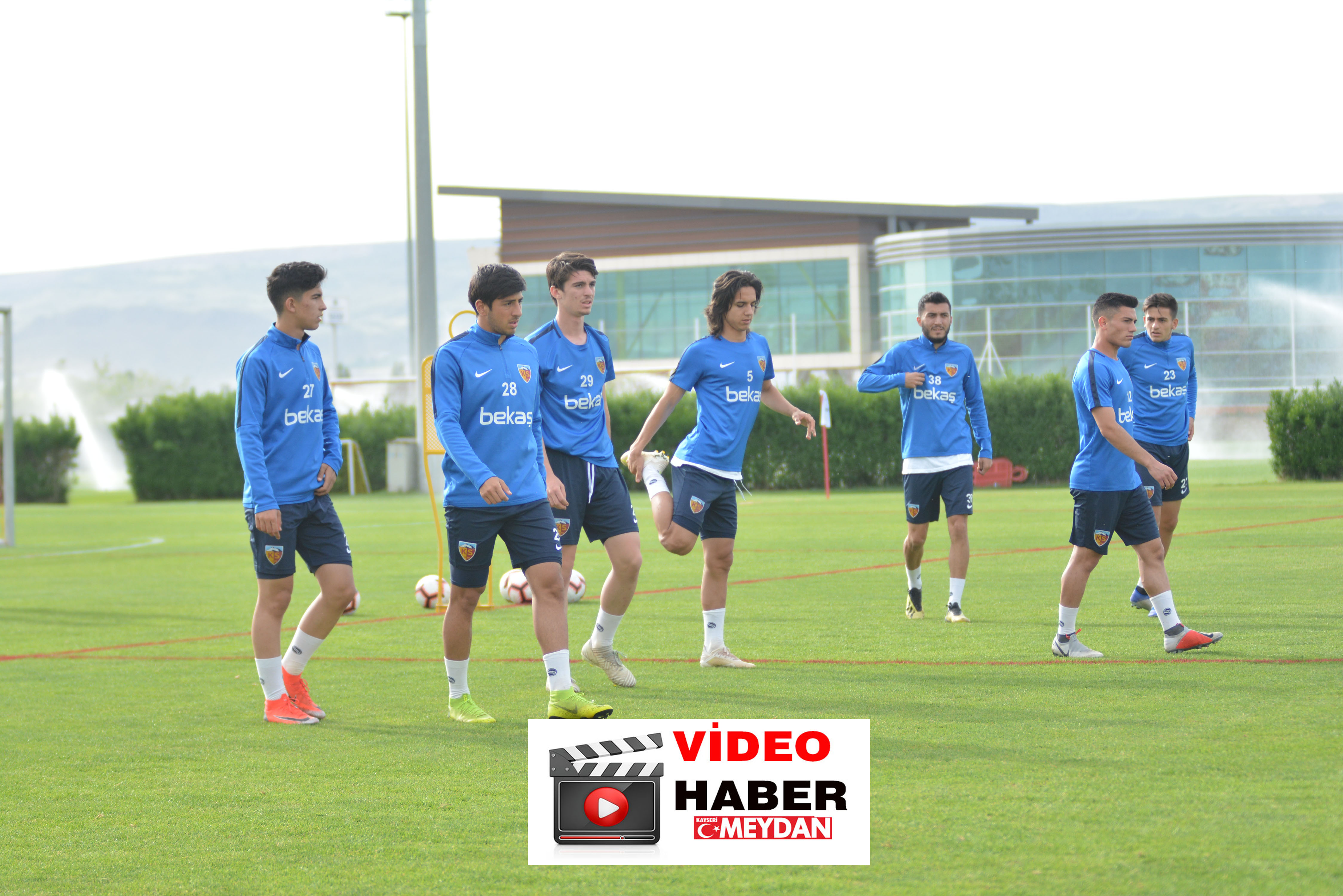 KAYSERİSPOR SAHAYA İNİYOR