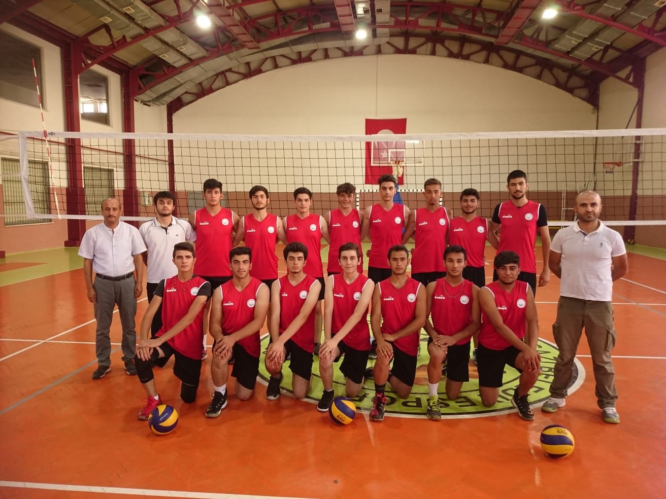 Melikgazi Belediyespor Voleybol Genç ve Yıldız Takımı Sezonu Açtı