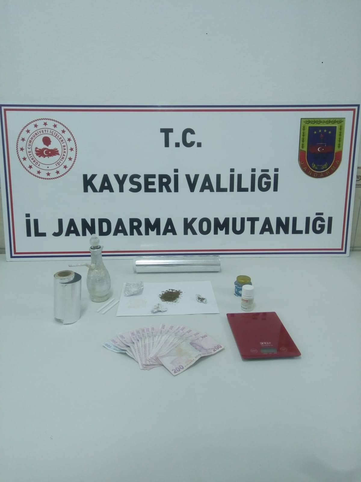 Jandarmadan uyuşturucu operasyonu