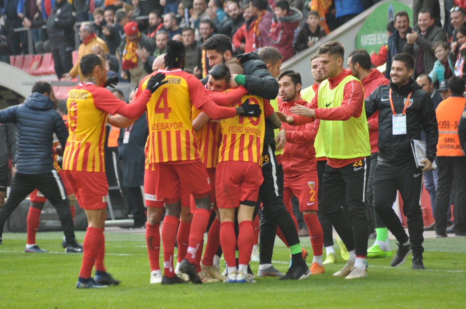 Kayserispor 4 maçta 10 gol yedi