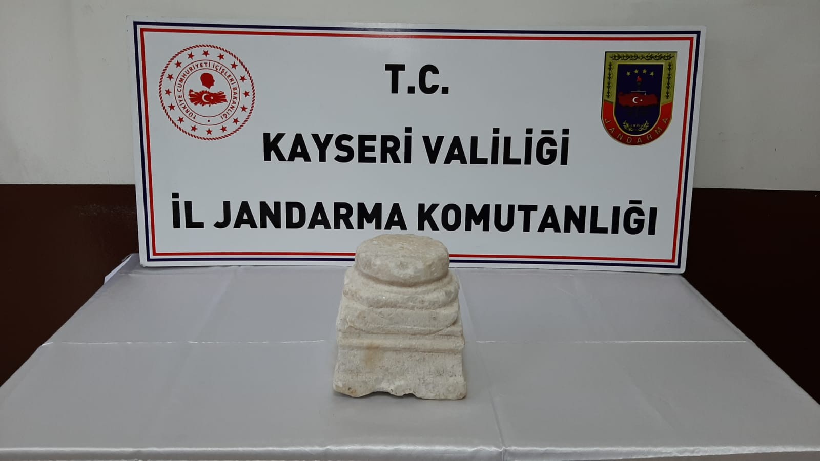 Kayseri’de 1800 yıllık tarihi sütun ele geçirildi