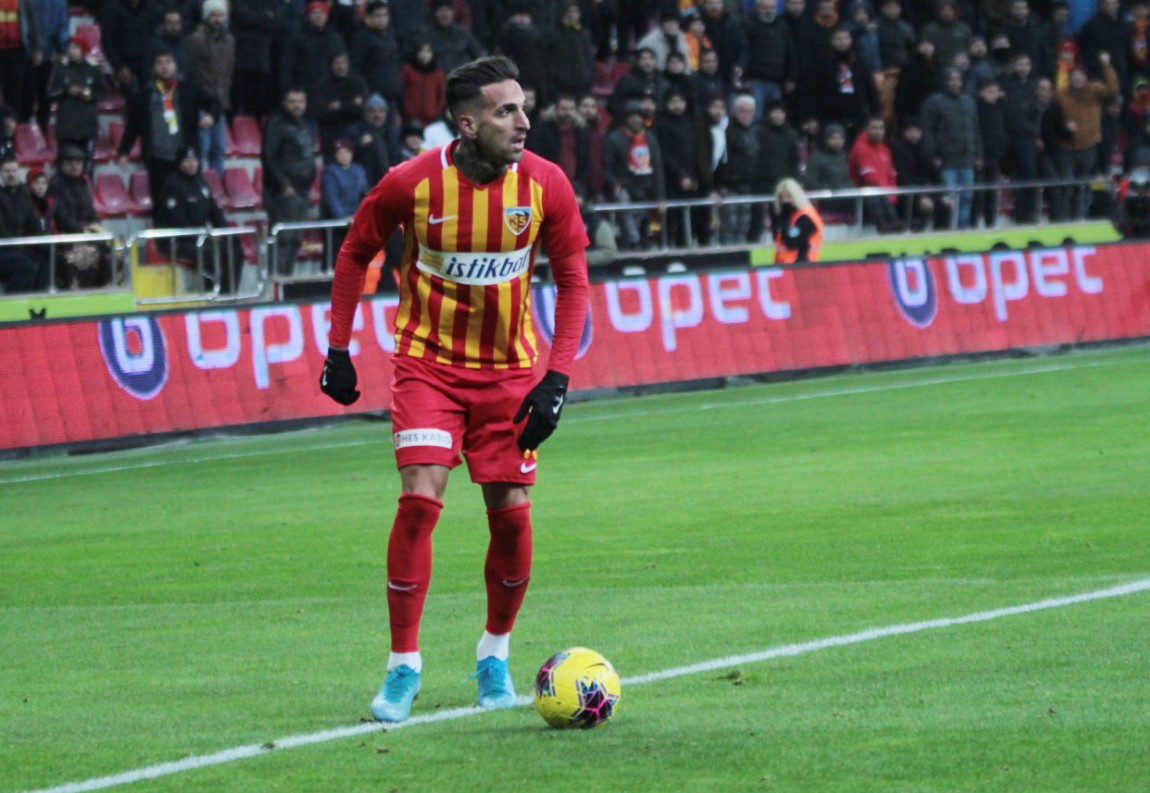 Kayserispor’da Lopes kadrodan çıkarıldı