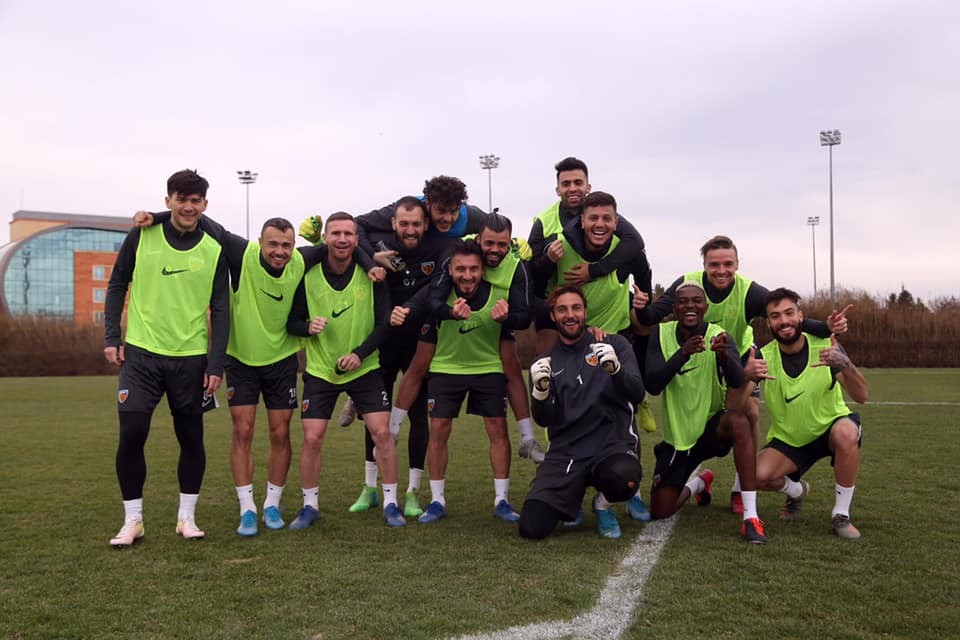 Kayserispor’da futbolculara yurtdışı yasağı