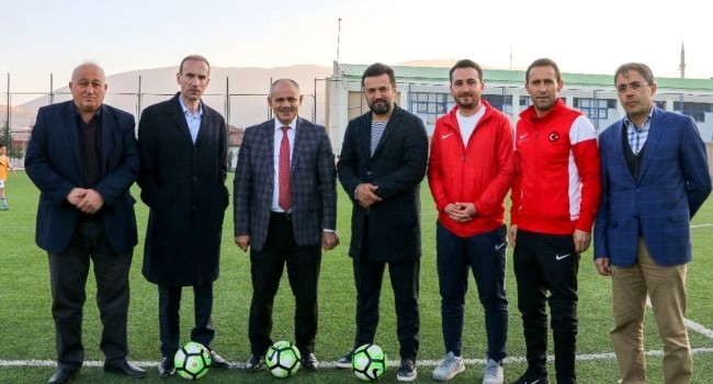 Bülent Uygun’dan Yerköspor Futbol Akademisi’ne övgü