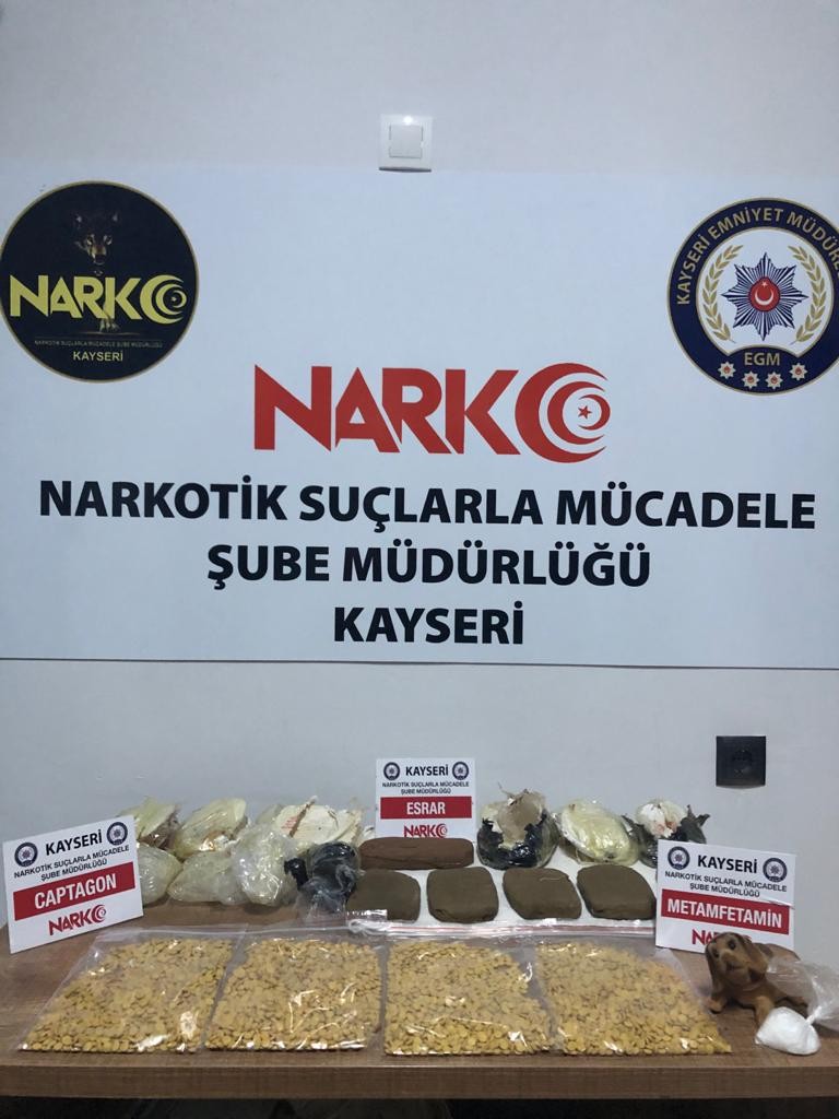 Kayseri’de 1 kilo esrar ele geçirildi