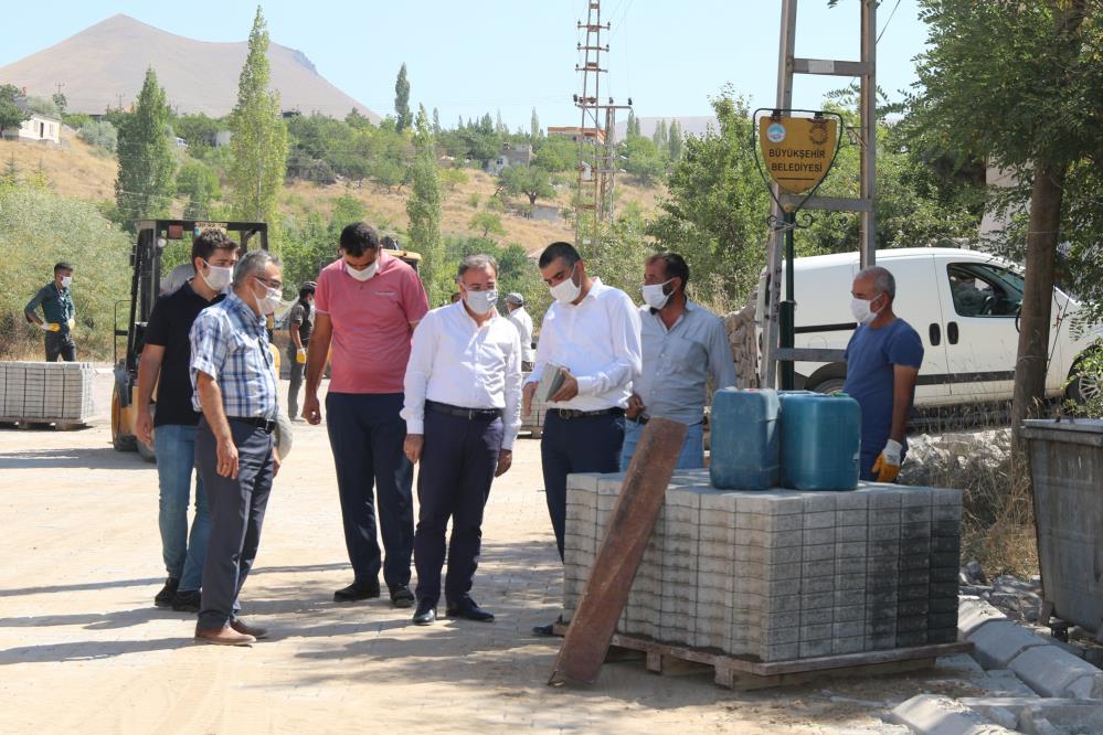 Hacılar’ın dört bir tarafında çalışmalar devam ediyor