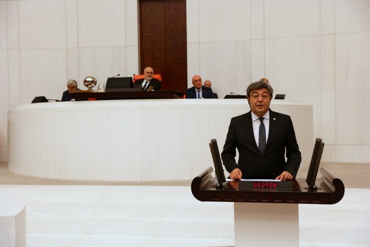 İYİ Parti’li vekil Ataş: “3 FARKLI ÜCRET UYGULAMASI İŞÇİLER ARASINDAKİ İŞ BARIŞINI BOZUYOR”