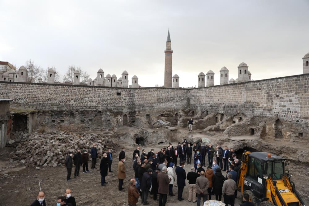 Melikgazi meclisi Gön Hanı’nı inceledi