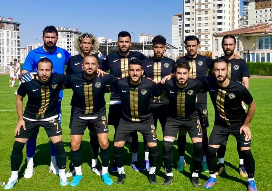 TALASGÜCÜ BELEDİYESPOR, NİKSAR BELEDİYESPOR İLE HAZIRLIK MAÇI YAPTI