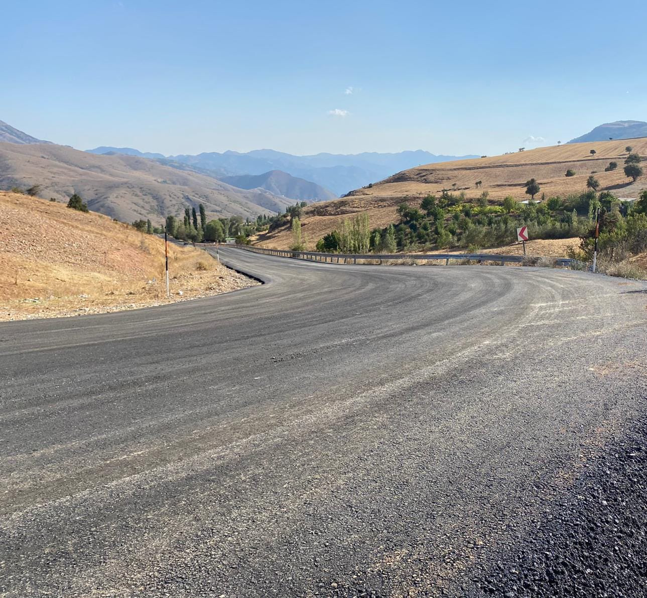 KAPUZBAŞI’NDA YOL ÇALIŞMALARI BAŞLANDI