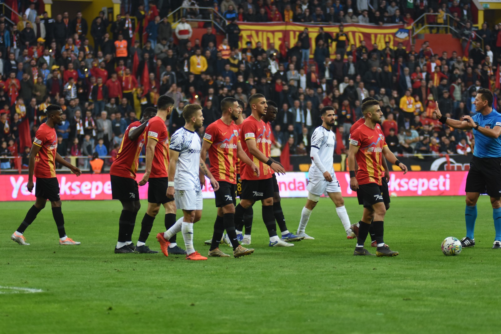 KAYSERİSPOR’A PARA CEZASI