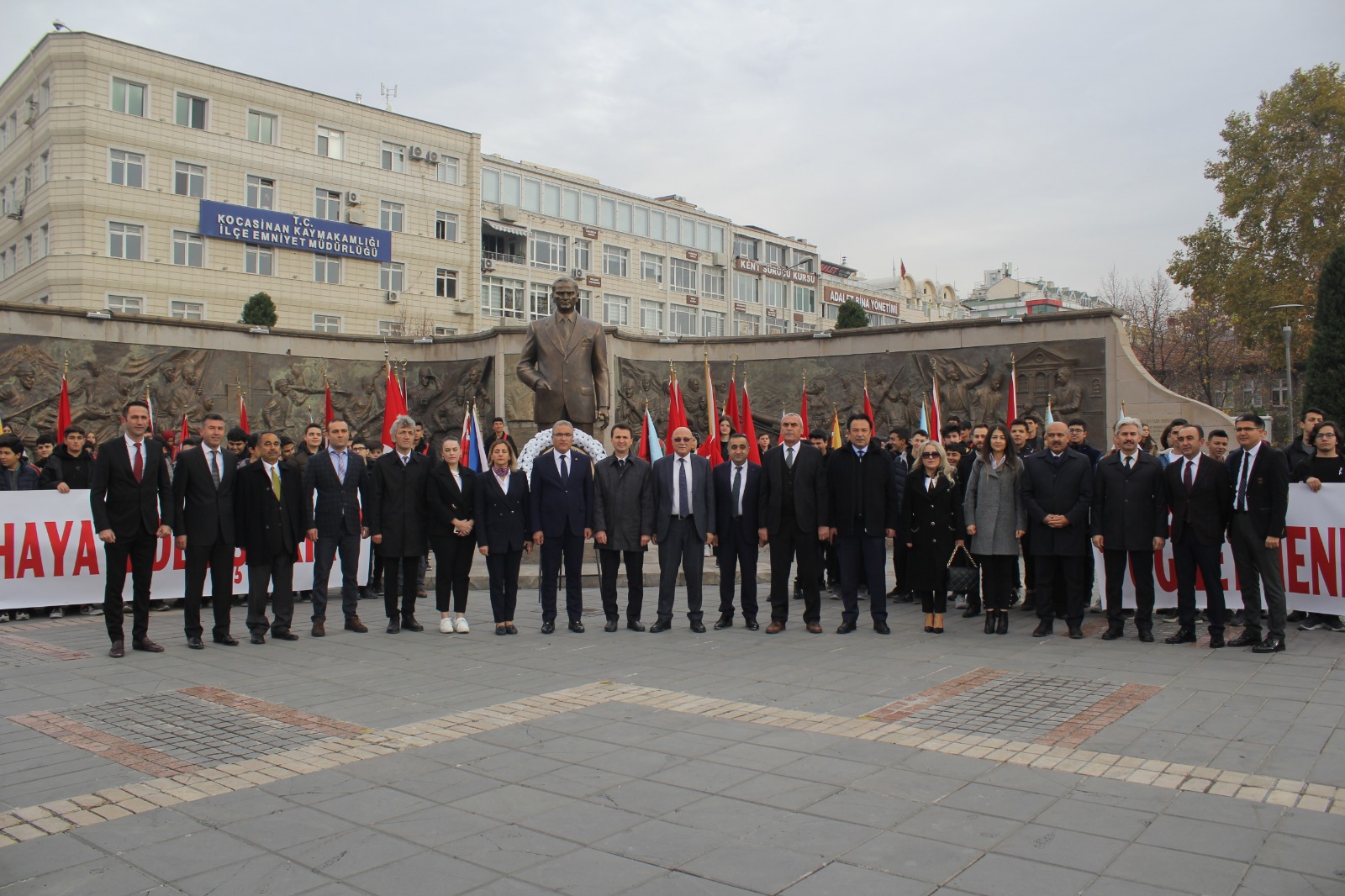 KAYSERİ’DE ÖĞRETMENLER GÜNÜ İÇİN TÖREN DÜZENLENDİ