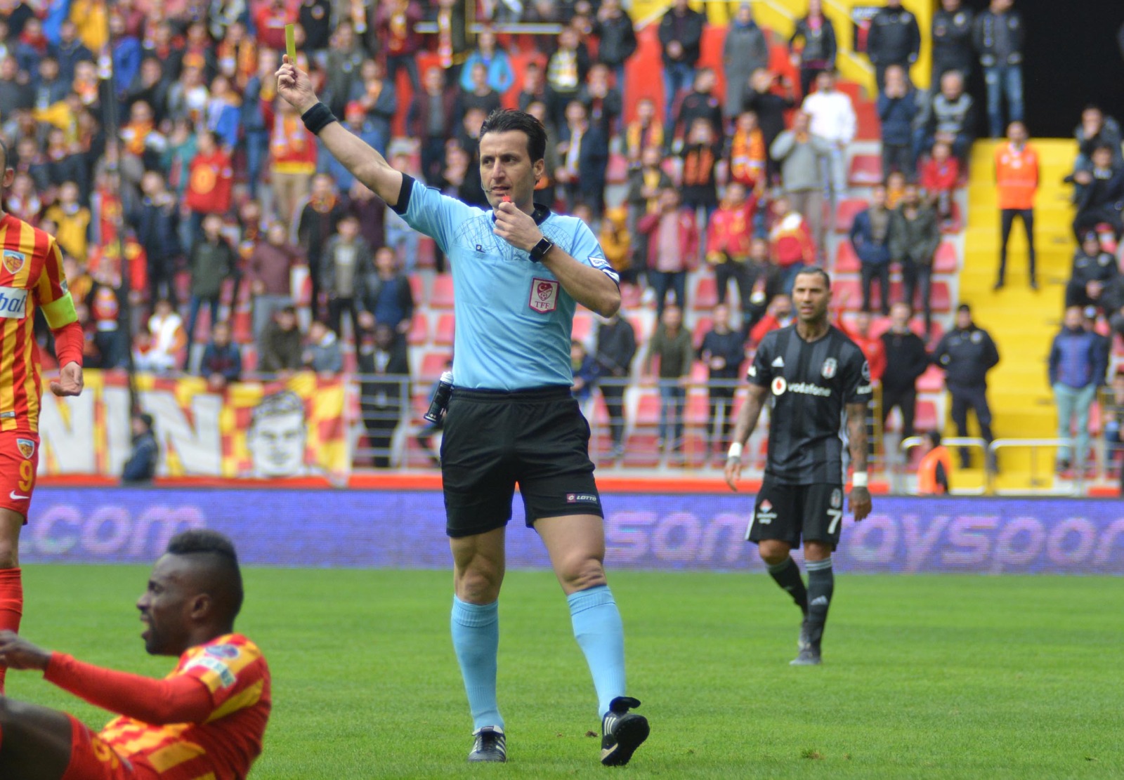 KAYSERİSPOR – FATİH KARAGÜMRÜK MAÇINI SUAT ARSLANBOĞA YÖNETECEK